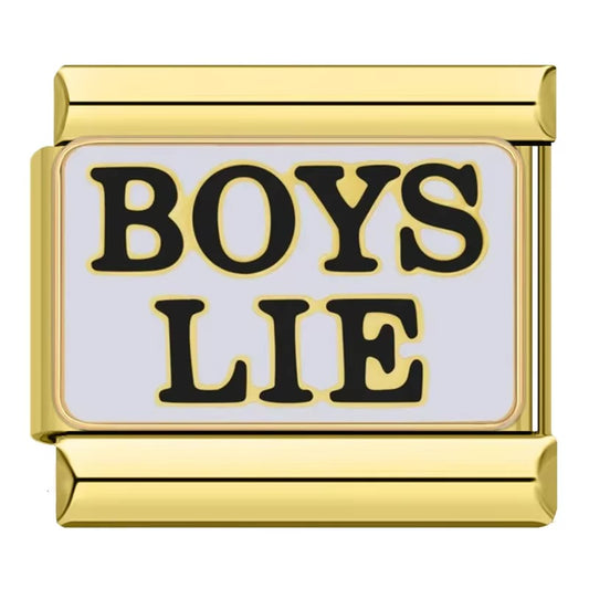 Boys Lie przedstawia charms z napisem Boys Lie do personalizacji bransoletki