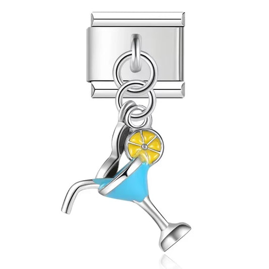 Italian Charms Koktajl przedstawia charms z motywem tropikalnego koktajlu do personalizacji bransoletki
